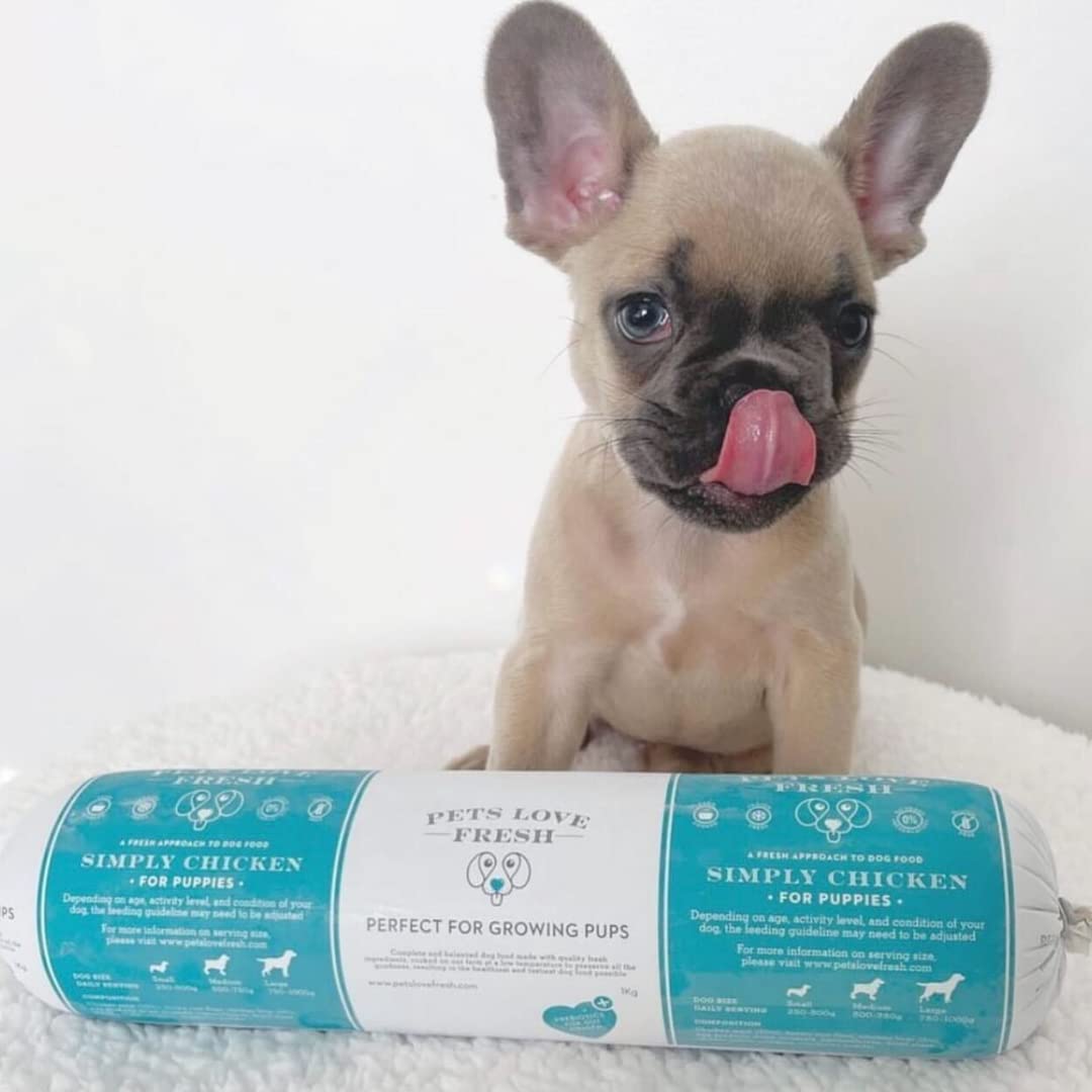 Healthy & Tasty Fresh Dog Food by Pets Love Fresh - 100% Natural - Real British Meat - Zero Preservatives - SimHealthy & Tasty Fresh Dog Food by Pets Love Fresh - 100% Natural - Real British Meat - Zero Preservatives - Simply Chicken (5 x 600g chub rolls)