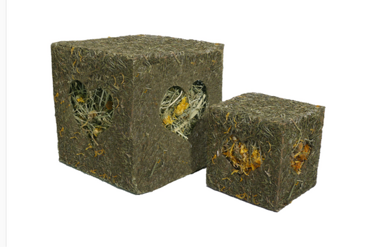 Rosewood Naturals I Love Hay Cube Large