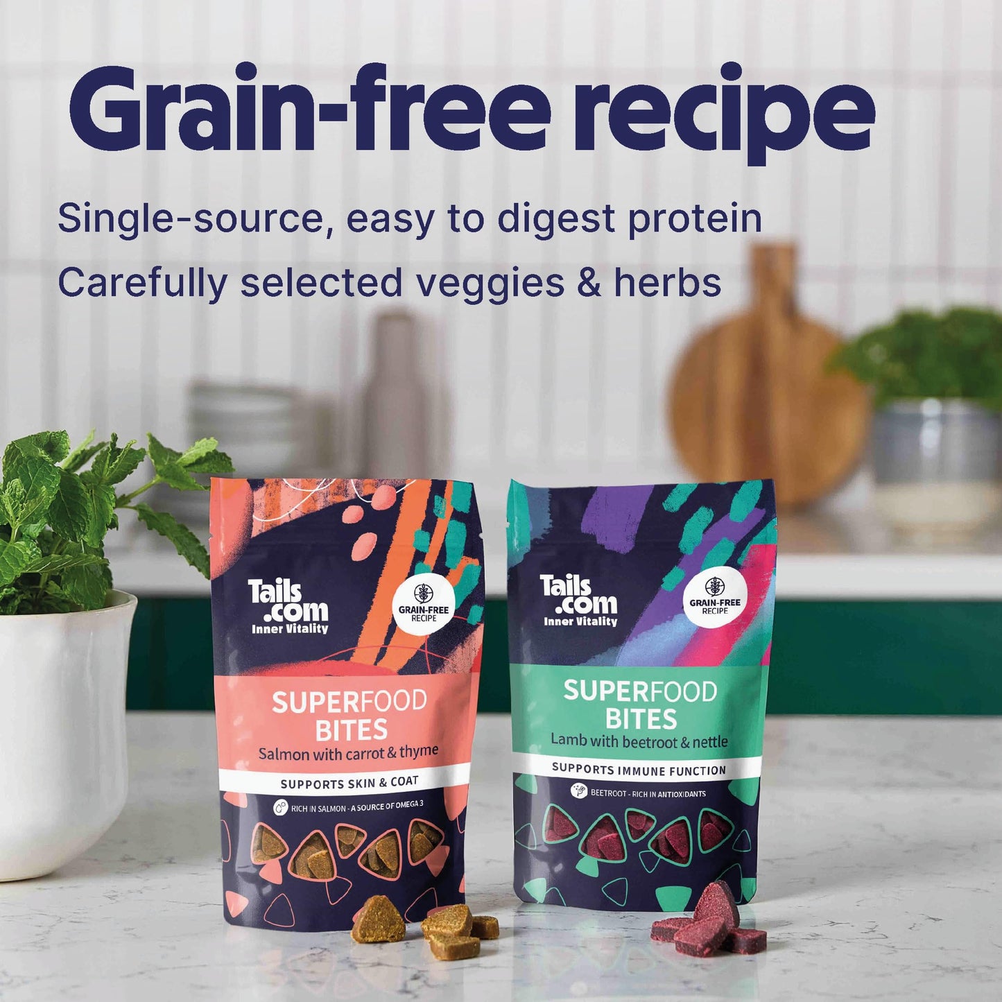 Tails.com Inner Vitality - Dog Treats Superfood Bites Salmon 10 x 80g - Grain free recipe - Rich in salmon, a source of Omega 3